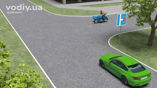 Зелений автомобіль та мотоцикл на перехресті рівнозначних доріг, дорожній знак 5.32.3 «Тупик» праворуч. Перешкода праворуч на перехресті.