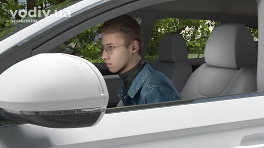 Посадка водія в автомобілі, спина не торкається спинки сидіння, голова далеко від підголівника. Налаштування місця водія перед поїздкою.