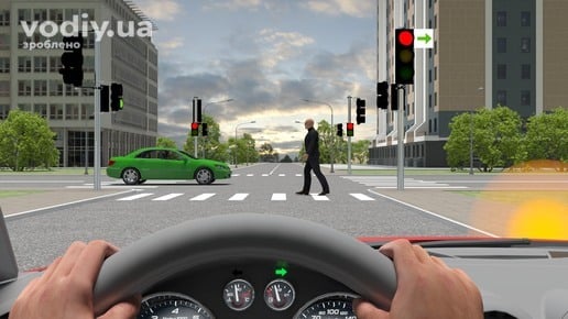 Червоний сигнал світлофора з табличкою із зеленою стрілкою, пішохід на переході та зелений автомобіль на перехресті. Поворот праворуч.